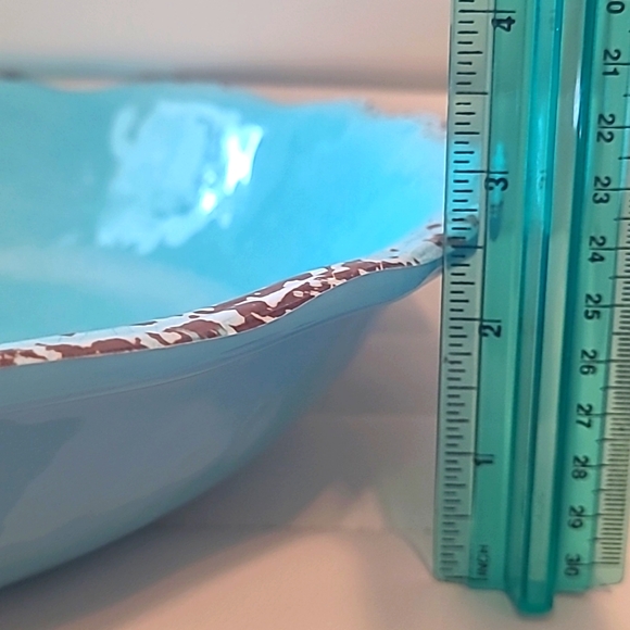 TOMMY BAHAMA 14-IN SERVING DISH IN TURQUOISE CRACKLE MELAMINE - Picture 3 of 4